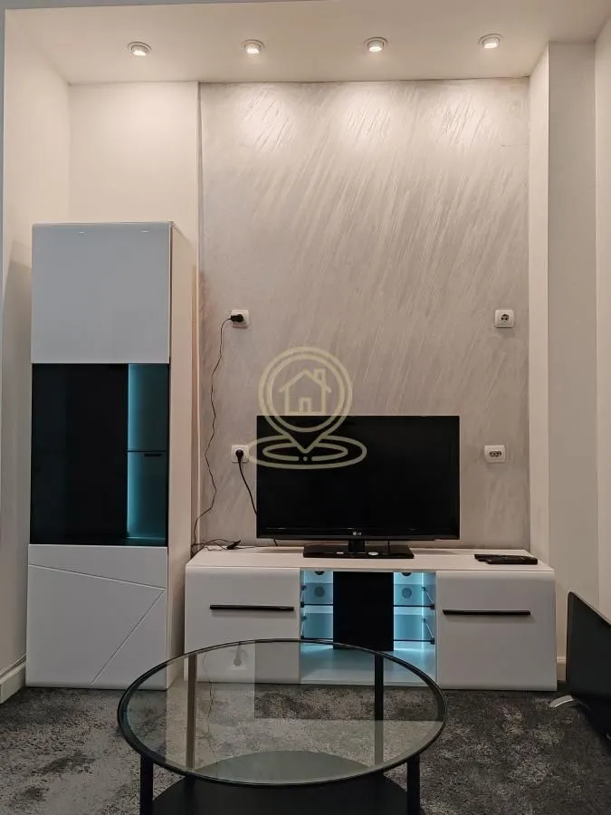 Izdavanje, jednosoban stan, 31m², Tašmajdan, Palilula Sve Podlokacije