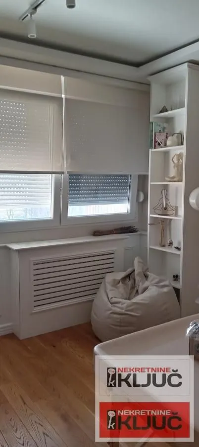 Prodaja, dvosoban stan, 64m², Kej, Novi Sad Sve Podlokacije