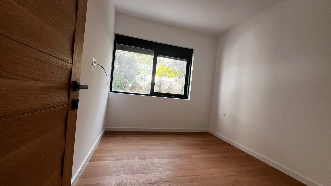 Sale, one bedroom apartment, 54m², Petrovac, Budva