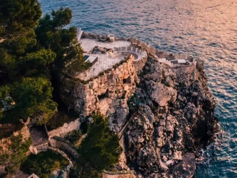 Prodaja, kuća, 200m², Reževići, Budva - image 15