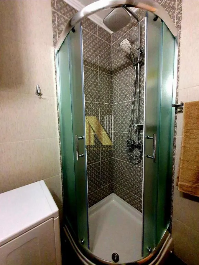 Izdavanje, jednosoban stan, 50m², Centar, Novi Sad