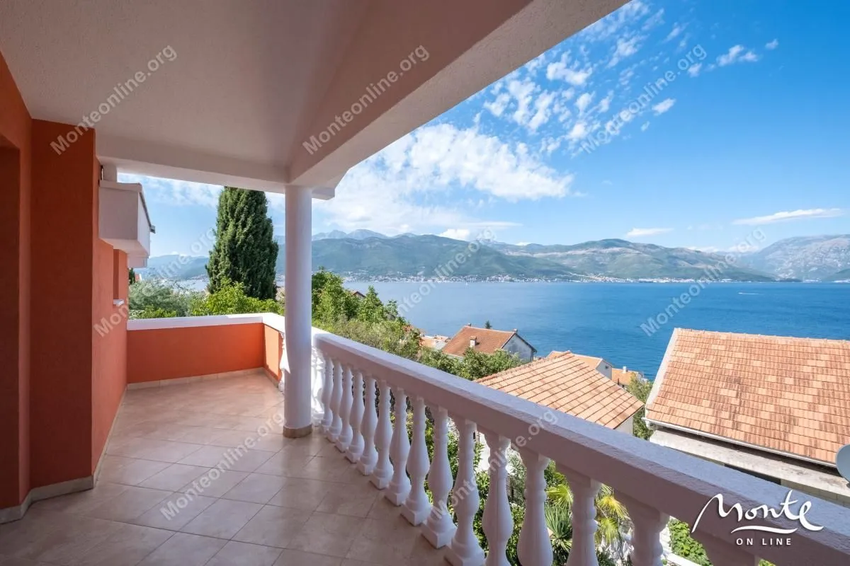 Prodaja, kuća, 89m², Krašići, Tivat