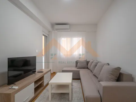 Rent, apartment, 40m², Pobrežje, Podgorica