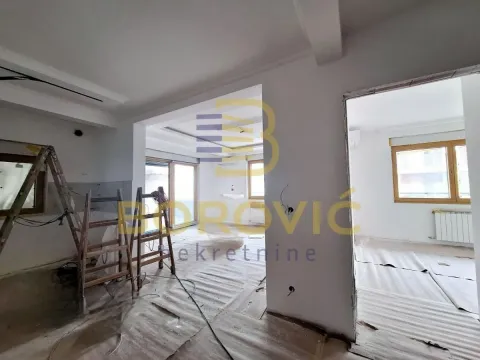 Prodaja, trosoban stan, 100m², Kluz, Zvezdara Sve Podlokacije - image 5