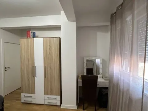 Izdavanje, trosoban stan, 72m², Karaburma, Palilula Sve Podlokacije - image 8