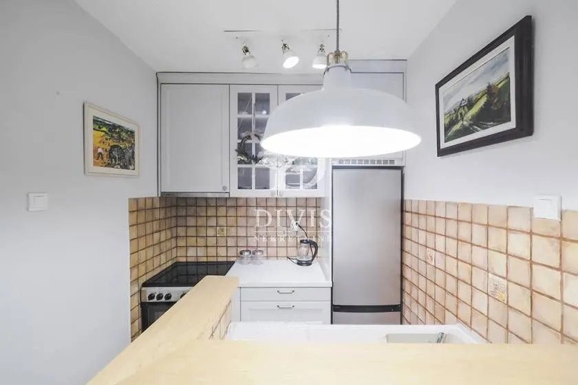 Izdavanje, dvosoban stan, 47m², Neimar, Vračar Sve Podlokacije