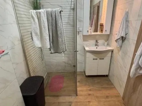 Sale, two bedroom apartment, 60m², Novi Banovci, Stara Pazova - image 6