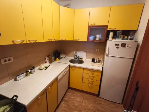 Prodaja, jednosoban stan, 44m², Vezirov Most, Podgorica - image 1