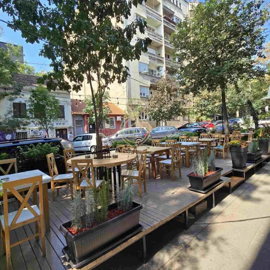 Rent, office space, 92m², Cvetni Trg, Vračar Sve Podlokacije