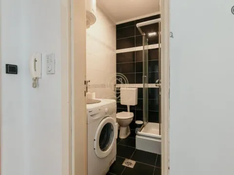 Izdavanje, jednosoban stan, 40m², Centar, Novi Sad - image 4