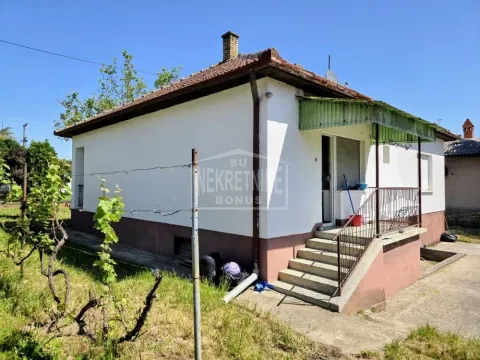 Prodaja, kuća, 112m², Aleksa Šantić, Sombor - image 2