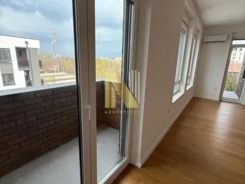 Prodaja, četvorosoban stan, 116m², Bulevar Evrope, Novi Sad Sve Podlokacije - image 6