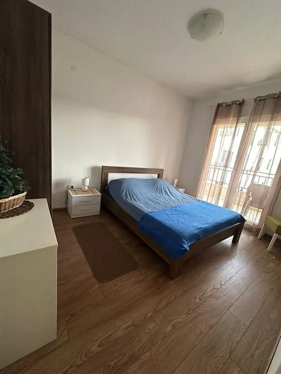 Rent, two bedroom apartment, 70m², City Kvart, Podgorica