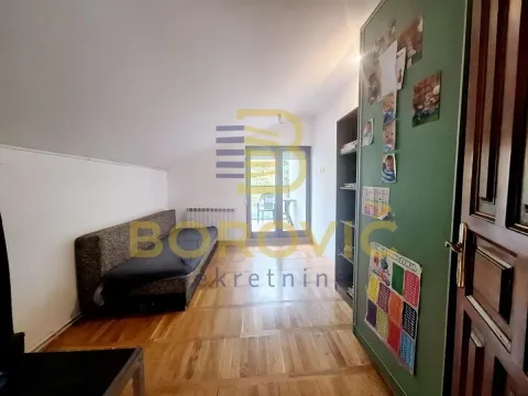 Sale, house, 108m², Uciteljsko Naselje, Zvezdara Sve Podlokacije - image 17