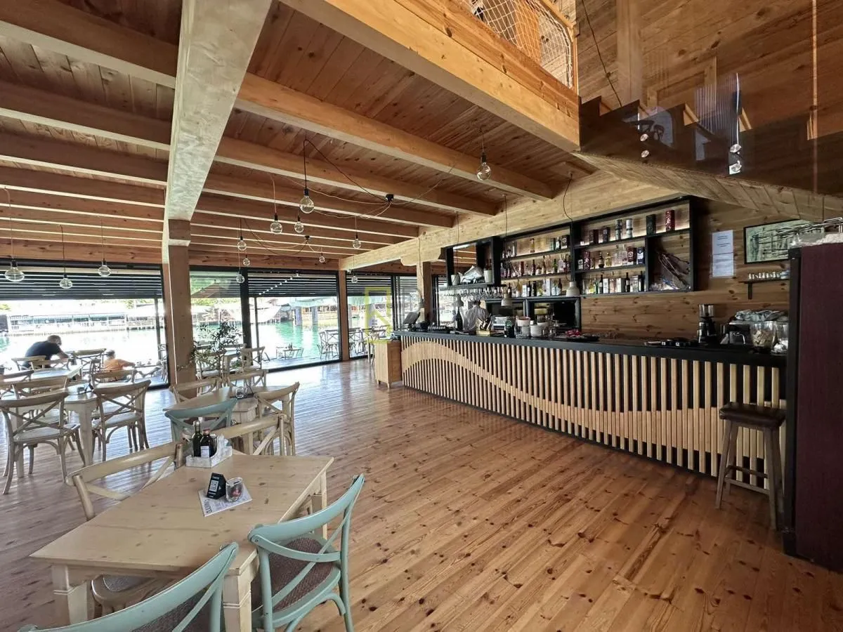 Prodaja, ugostiteljski objekat, 400m², Ulcinj, Crna Gora