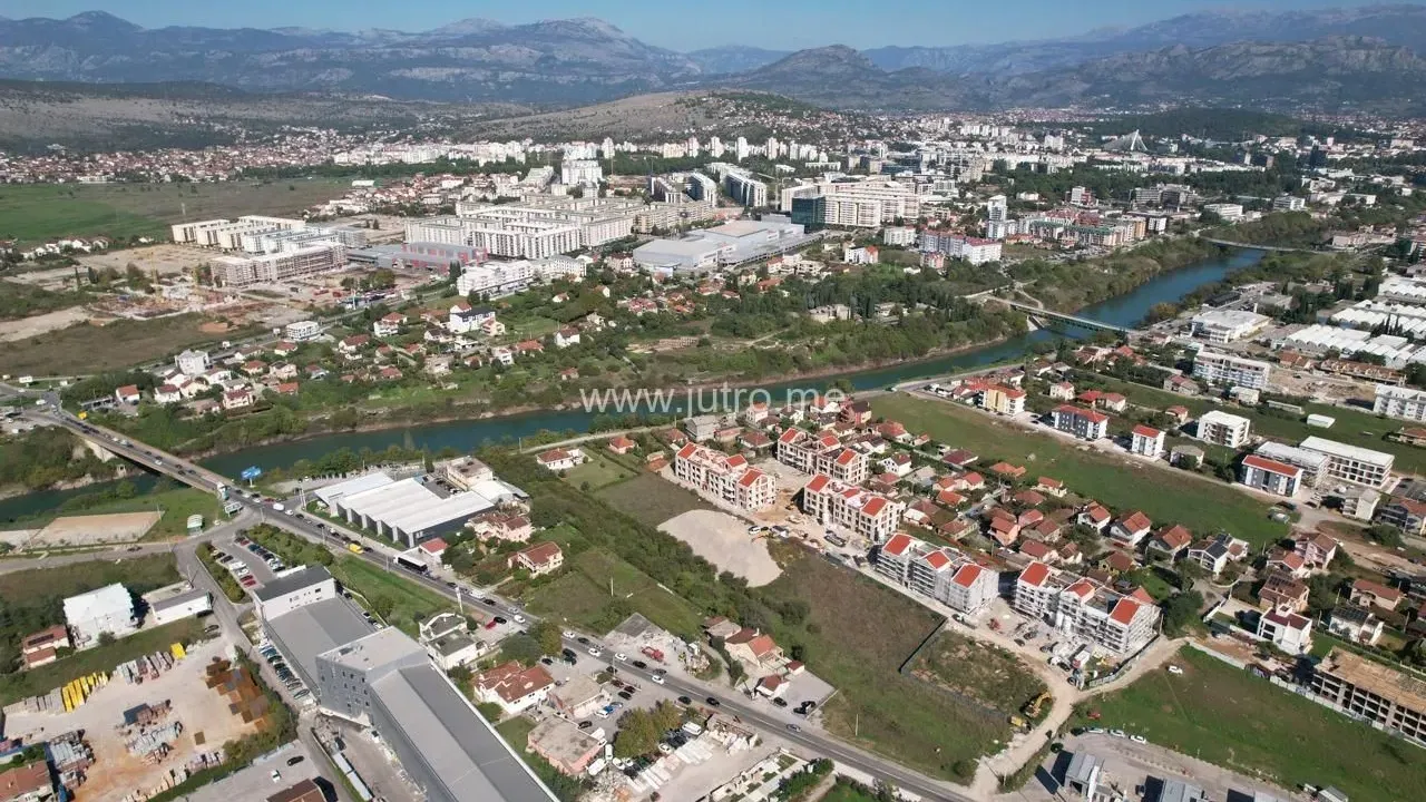 Prodaja, jednosoban stan, 98m², Podgorica, Crna Gora
