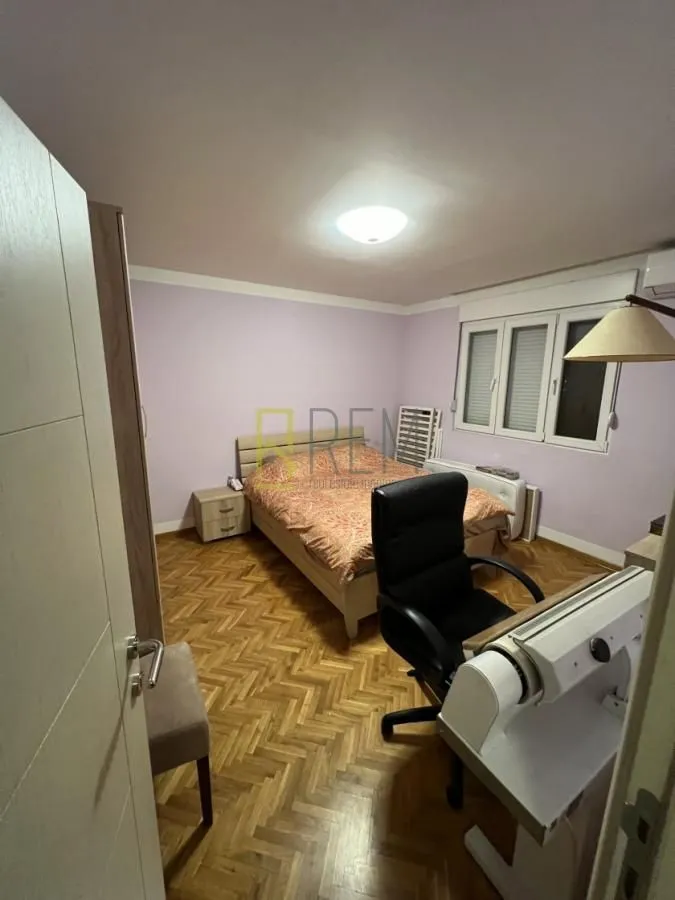 Prodaja, trosoban stan, 76m², Zagorič, Podgorica