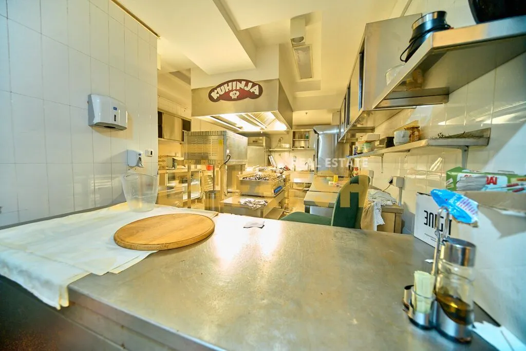 Sale, office space, 1343m², Centar, Podgorica