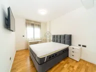 Izdavanje, trosoban stan, 130m², Dalmatinska ulica, Podgorica - image 7