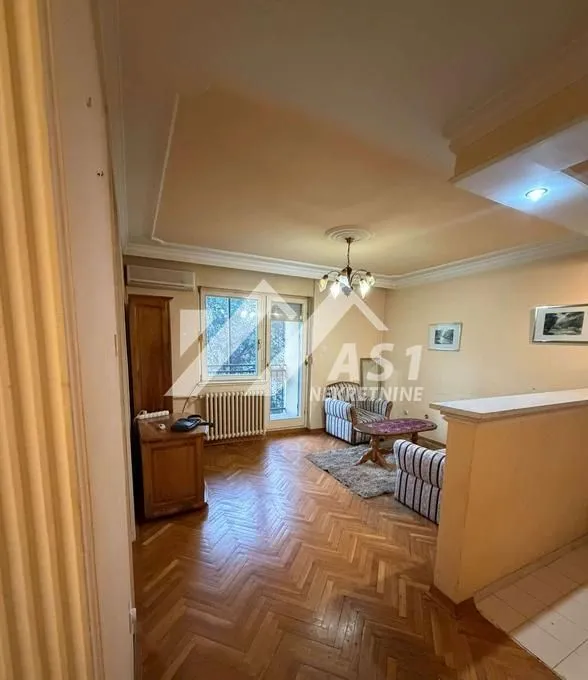 Izdavanje, dvosoban stan, 46m², Bulevar Oslobodjenja, Novi Sad Sve Podlokacije