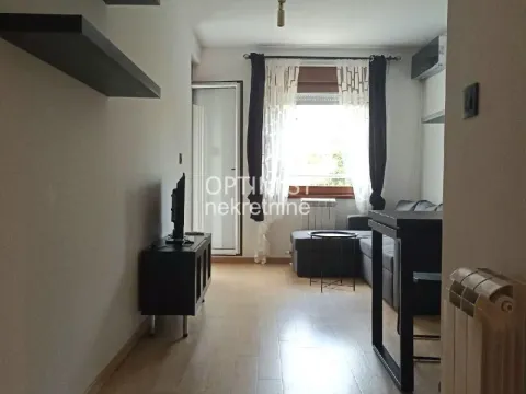 Rent, two bedroom apartment, 36m², Crveni Krst, Beograd - image 2