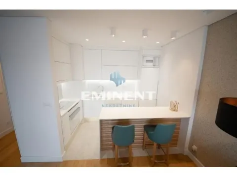 Izdavanje, trosoban stan, 72m², Novi Beograd Sve Podlokacije, Beograd - image 4