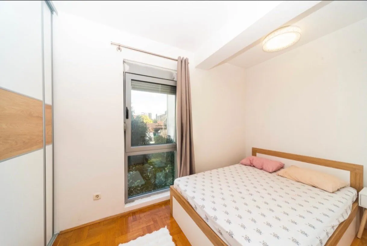 Rent, one bedroom apartment, 45m², Drač, Podgorica