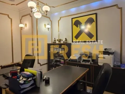 Izdavanje, poslovni prostor, 40m², Centar, Podgorica - image 8