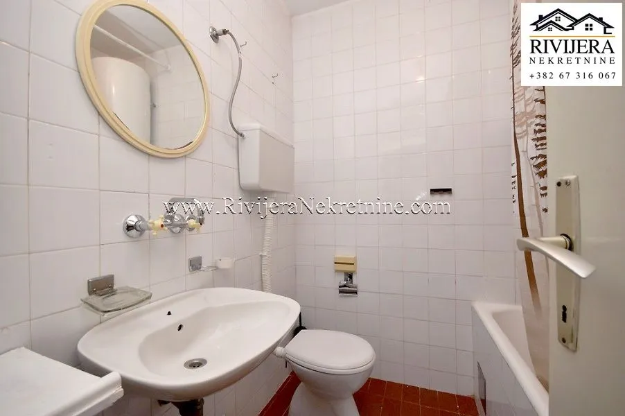 Prodaja, jednosoban stan, 52m², Herceg Novi, Crna Gora