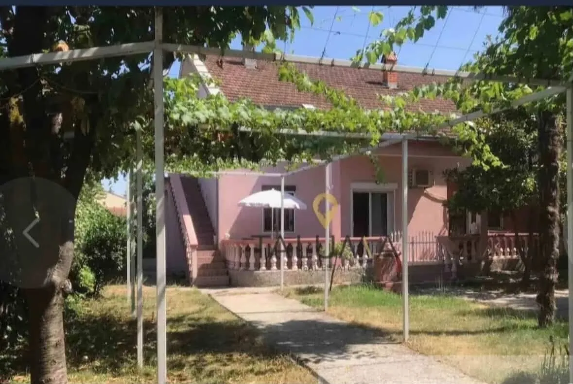 Izdavanje, dvosoban stan, 70m², Donja Gorica, Podgorica