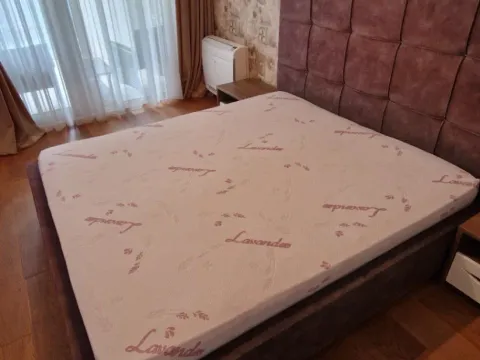 Izdavanje, jednosoban stan, 77m², Centar, Budva - image 8