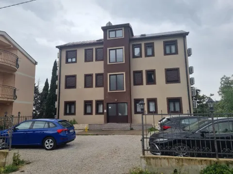 Prodaja, trosoban stan, 79m², Petrovac, Budva - image 17