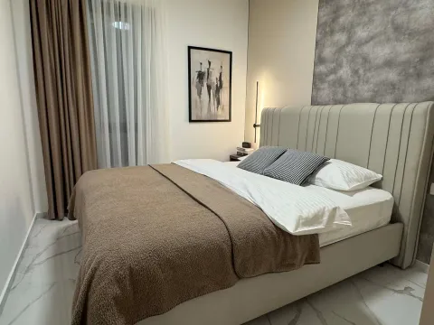 Izdavanje, jednosoban stan, 45m², Radanovići, Kotor - image 4