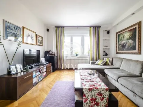 Sale, two bedroom apartment, 56m², Neimar, Vračar Sve Podlokacije - image 6