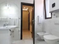 Izdavanje, dvosoban stan, 83m², Bečići, Budva - image 5