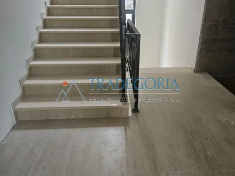 Prodaja, dvosoban stan, 68m², Podgorica, Crna Gora - image 2