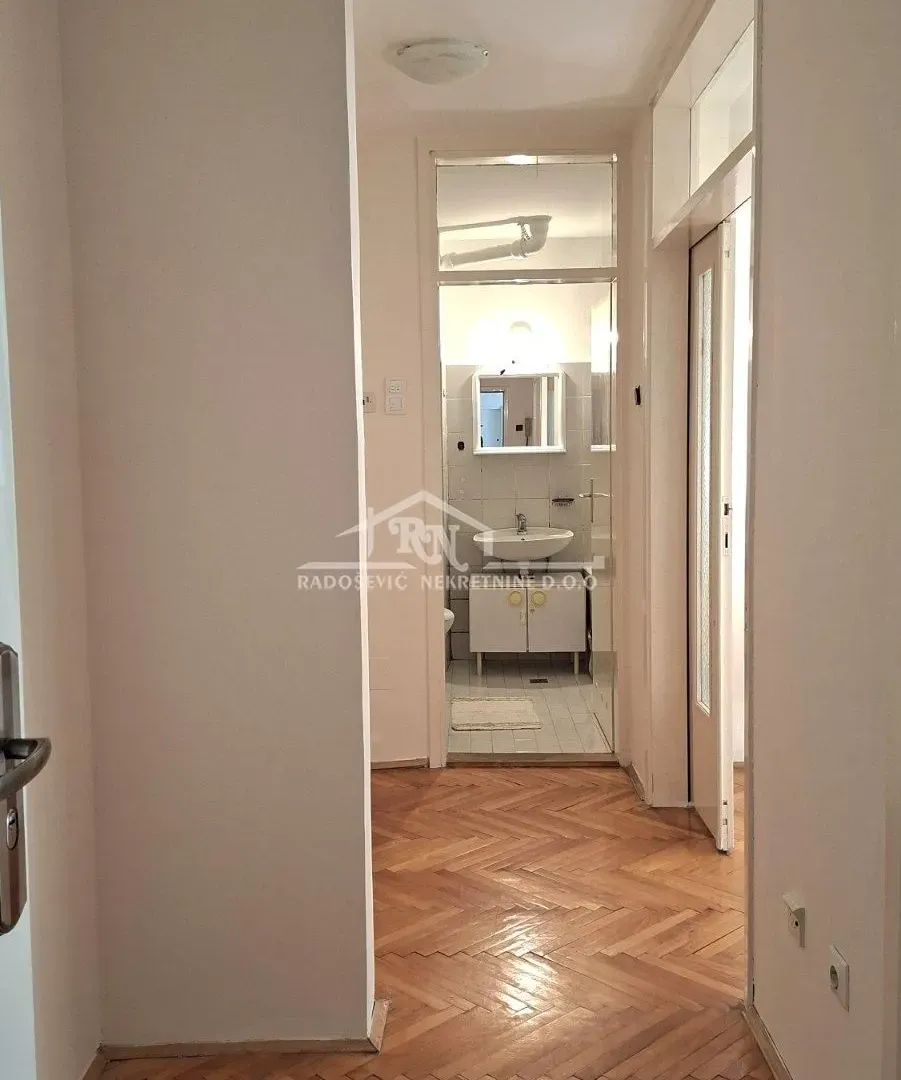Rent, one bedroom apartment, 51m², Čukarica, Beograd