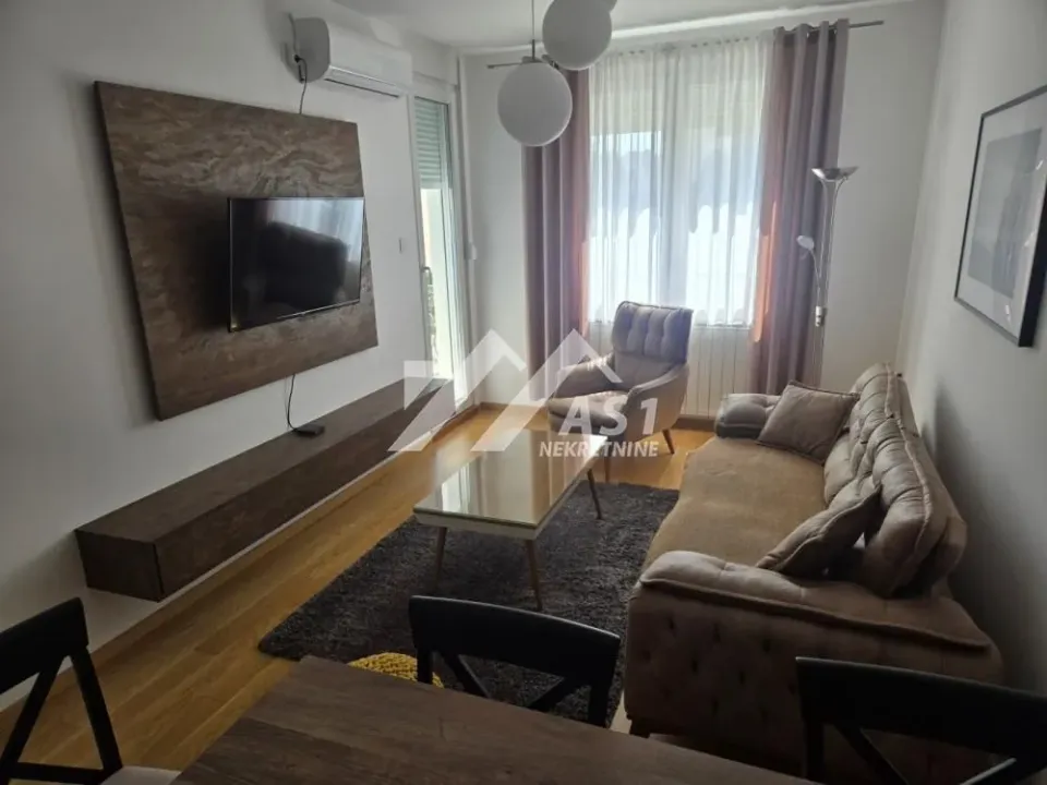 Rent, one bedroom apartment, 40m², Rotkvarija, Novi Sad Sve Podlokacije