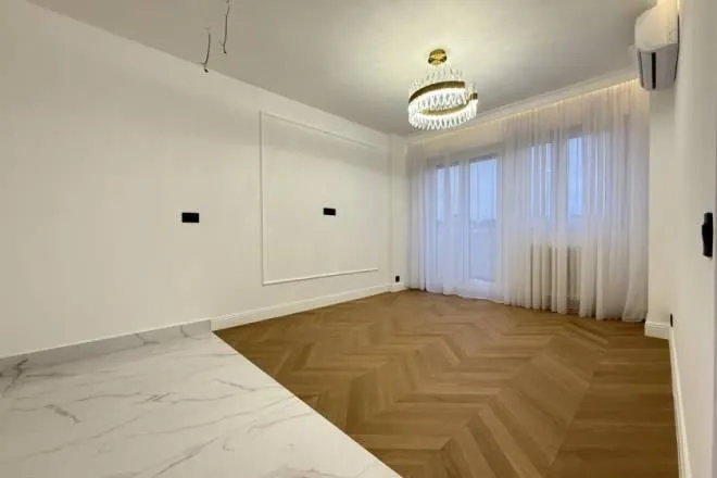 Prodaja, dvosoban stan, 43m², Južni Bulevar, Vračar Sve Podlokacije