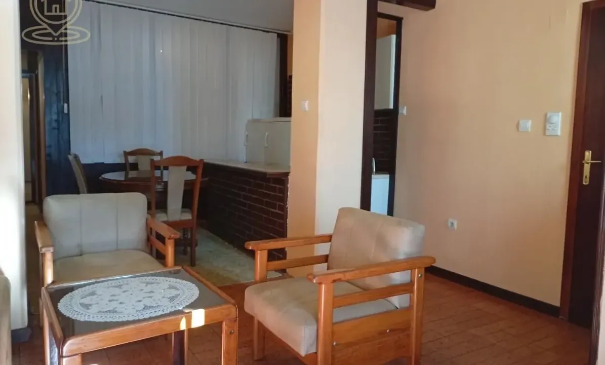 Prodaja, dvosoban stan, 57m², Adamovićevo Naselje, Novi Sad Sve Podlokacije