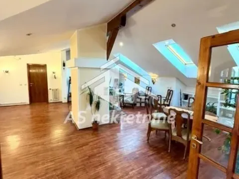 Rent, apartment, 200m², Stari Grad, Beograd - image 9