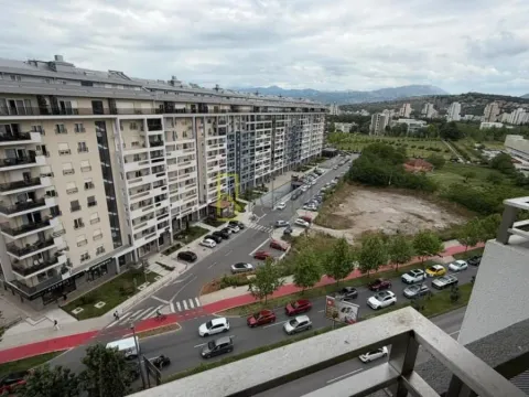 Prodaja, jednosoban stan, 40m², Central Point, Podgorica - image 1