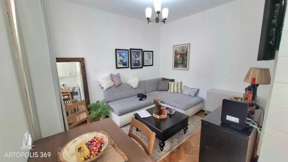 Prodaja, dvosoban stan, 49m², Zemun Gornji Grad, Zemun Sve Podlokacije