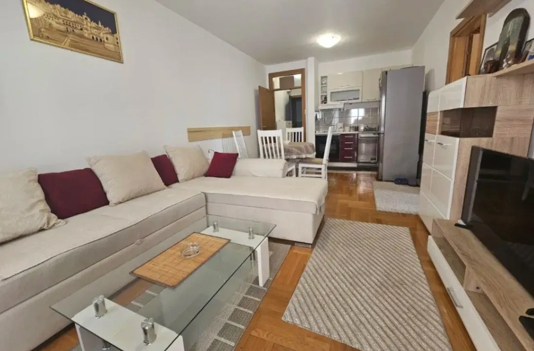 Prodaja, jednosoban stan, 45m², Velji Vinogradi, Budva