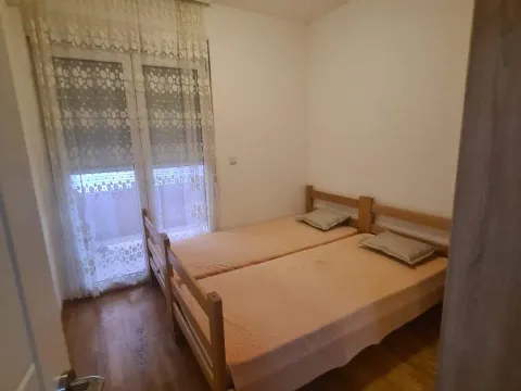 Izdavanje, jednosoban stan, 37m², Stari Aerodrom, Podgorica - image 11