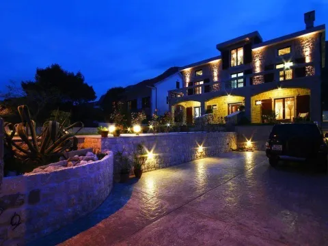 Sale, house, 497m², Prčanj, Kotor - image 11