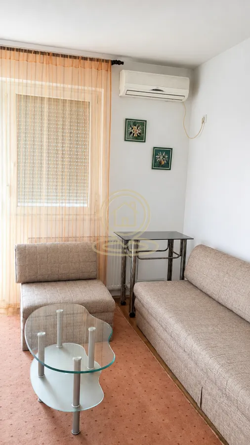 Izdavanje, jednosoban stan, 36m², Adamovićevo Naselje, Novi Sad Sve Podlokacije