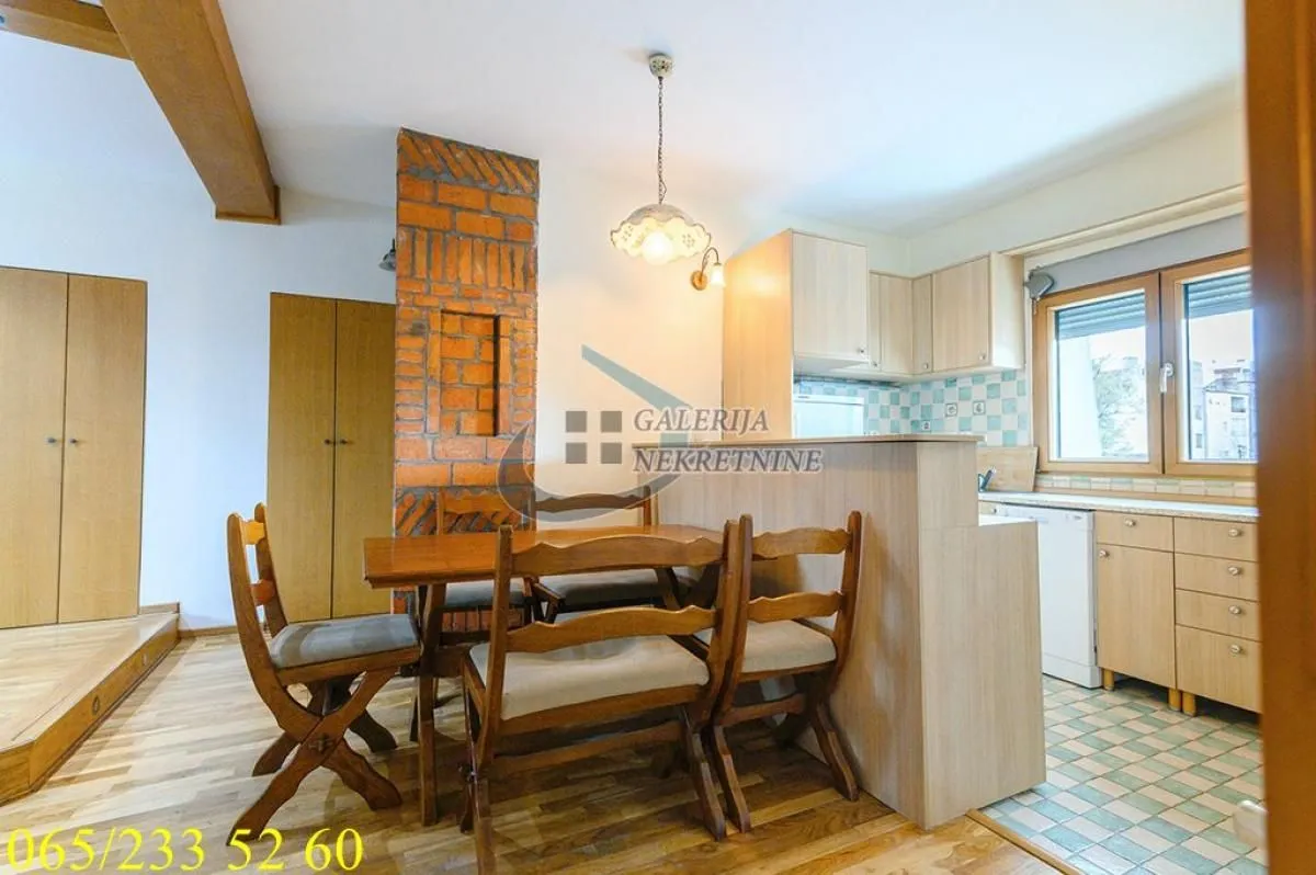 Sale, three bedroom apartment, 78m², Stari Grad, Beograd