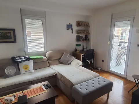 Prodaja, trosoban stan, 91m², 1 maj, Podgorica - image 4