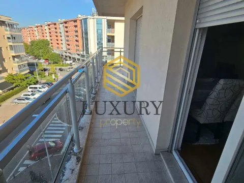 Izdavanje, jednosoban stan, 54m², City Kvart, Podgorica - image 4